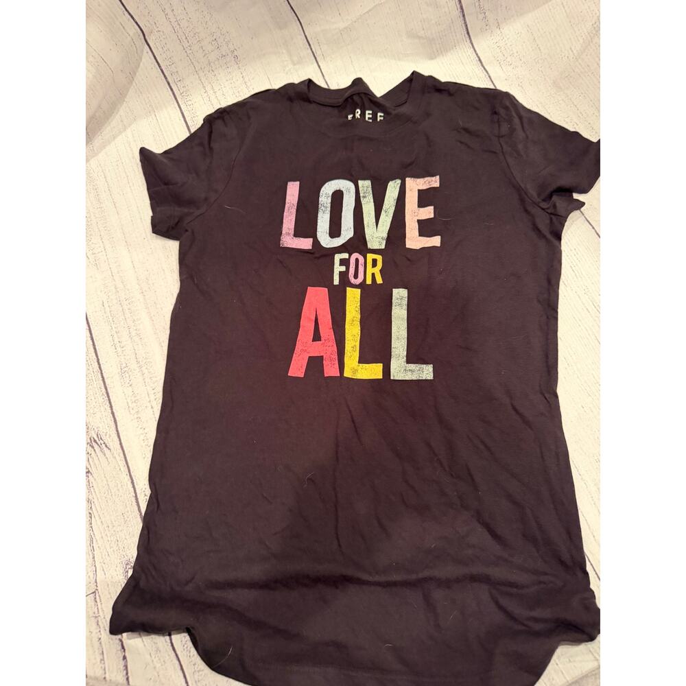 Free State “Love For All” Slim Fit Graphic Shirt Size M